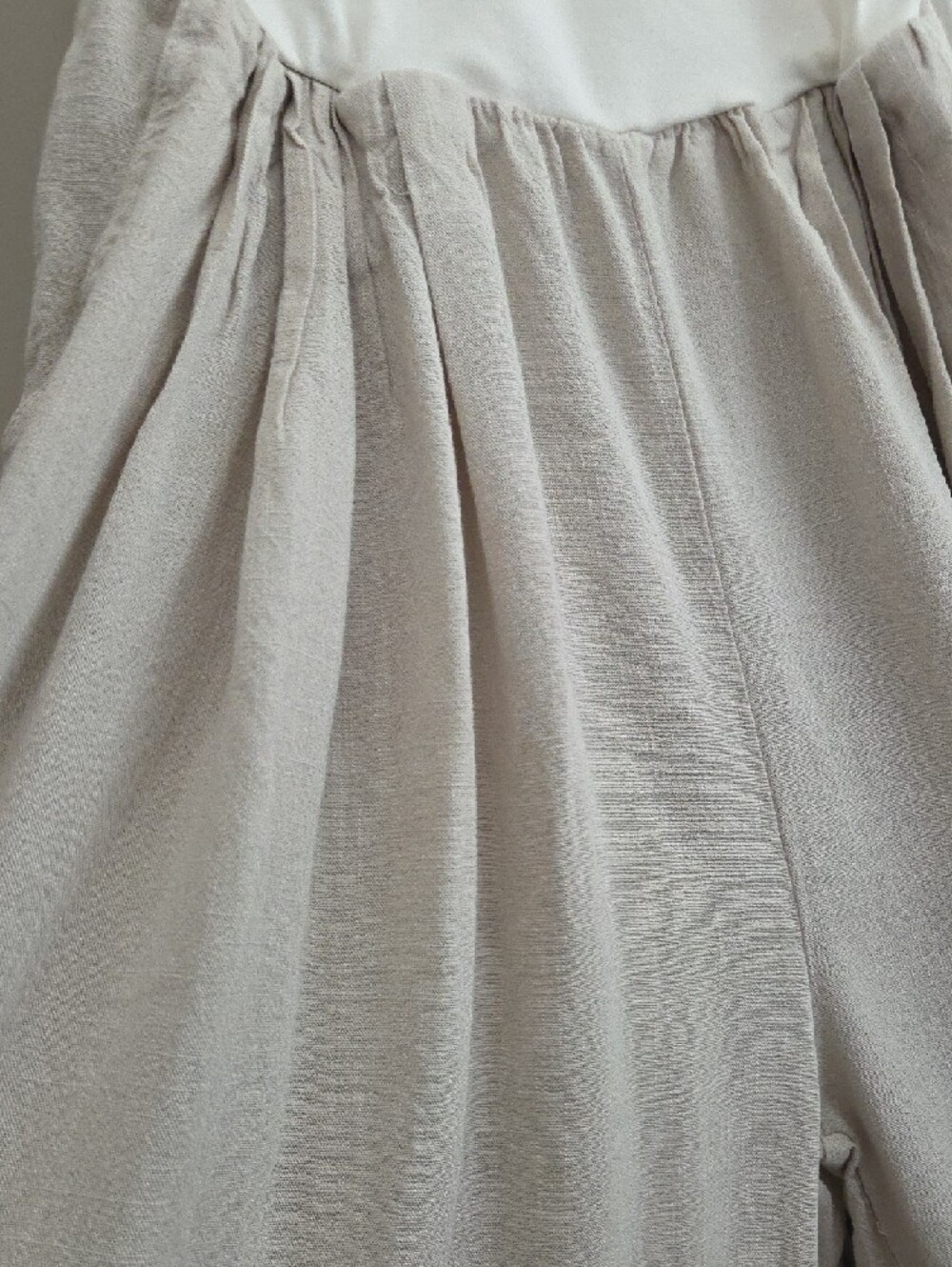 Cream & Beige Sleeveless Jumpsuit - Picture 7 of 11